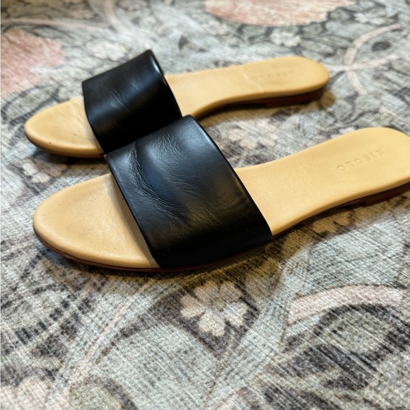 Nisolo Isla Slide Sandals - Picture 5 of 9